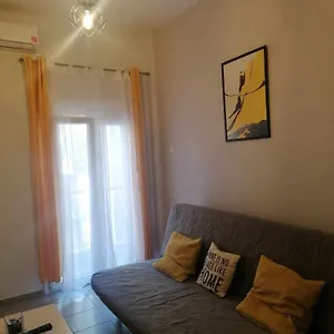 https://central-city-kristalli-studio.hotels-of-thessaloniki.com